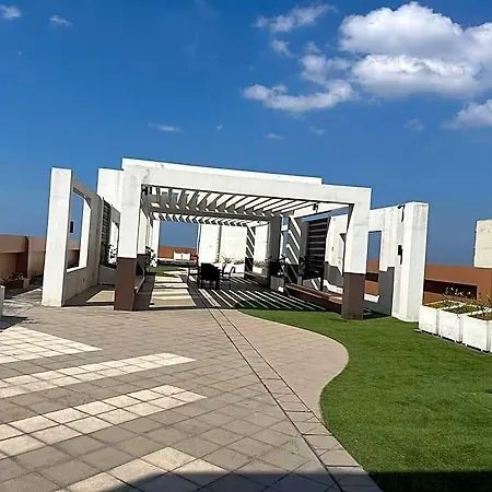 Bayfront Suite 33 | The Radiance Manila Bay- Pasay