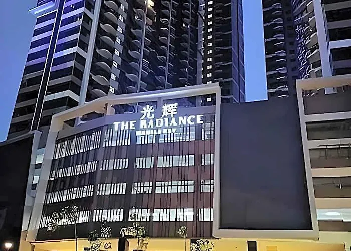 Bayfront 33 | The Radiance Bay- Pasay فندق مانيلا
